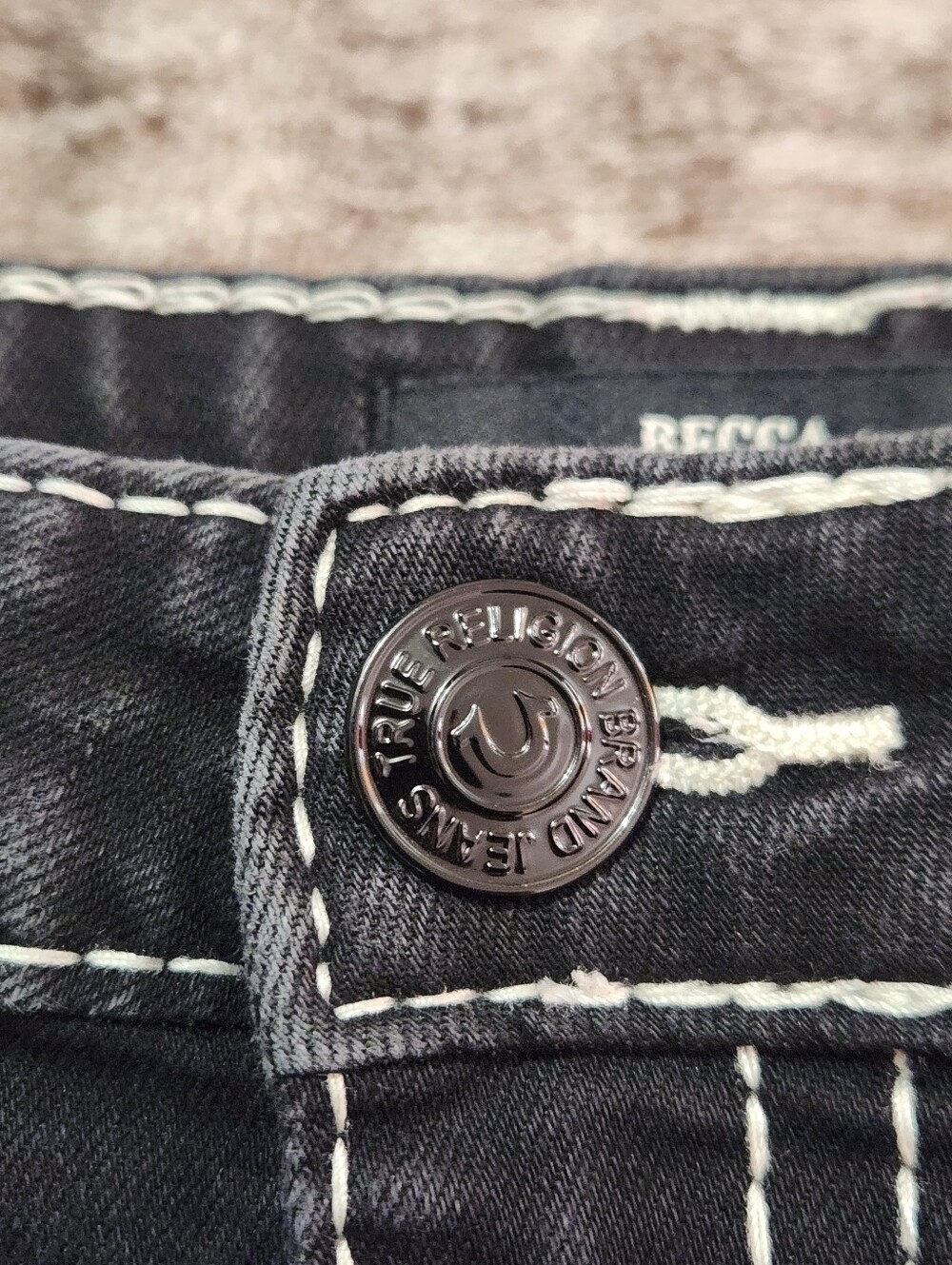 True Religion Becca Mid Rise Bootcut Big T Black Distressed Contrast Stitch Jean - Picture 9 of 14